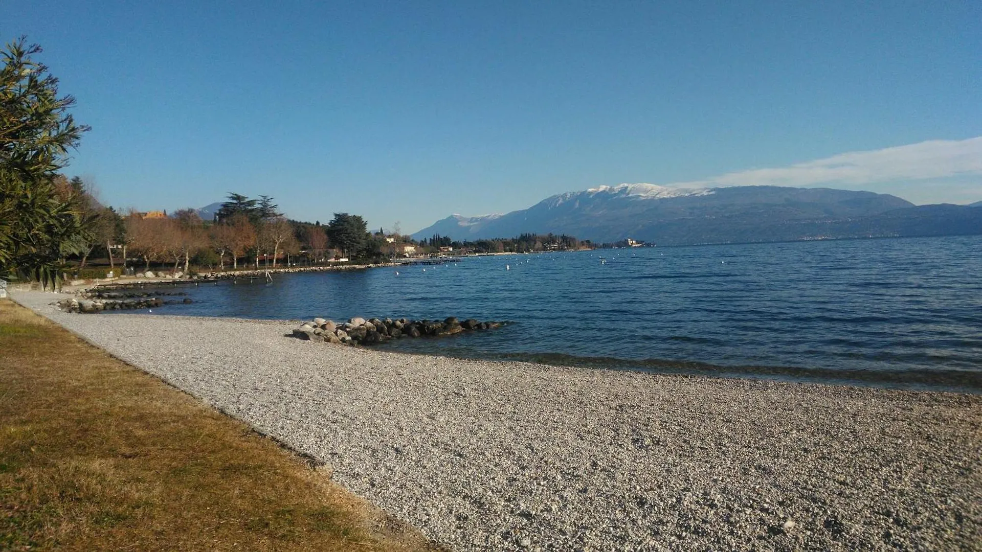 Papavero San Felice del Benaco Lägenhet